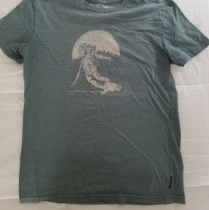 🐚Fitted Billabong Surf T🐚